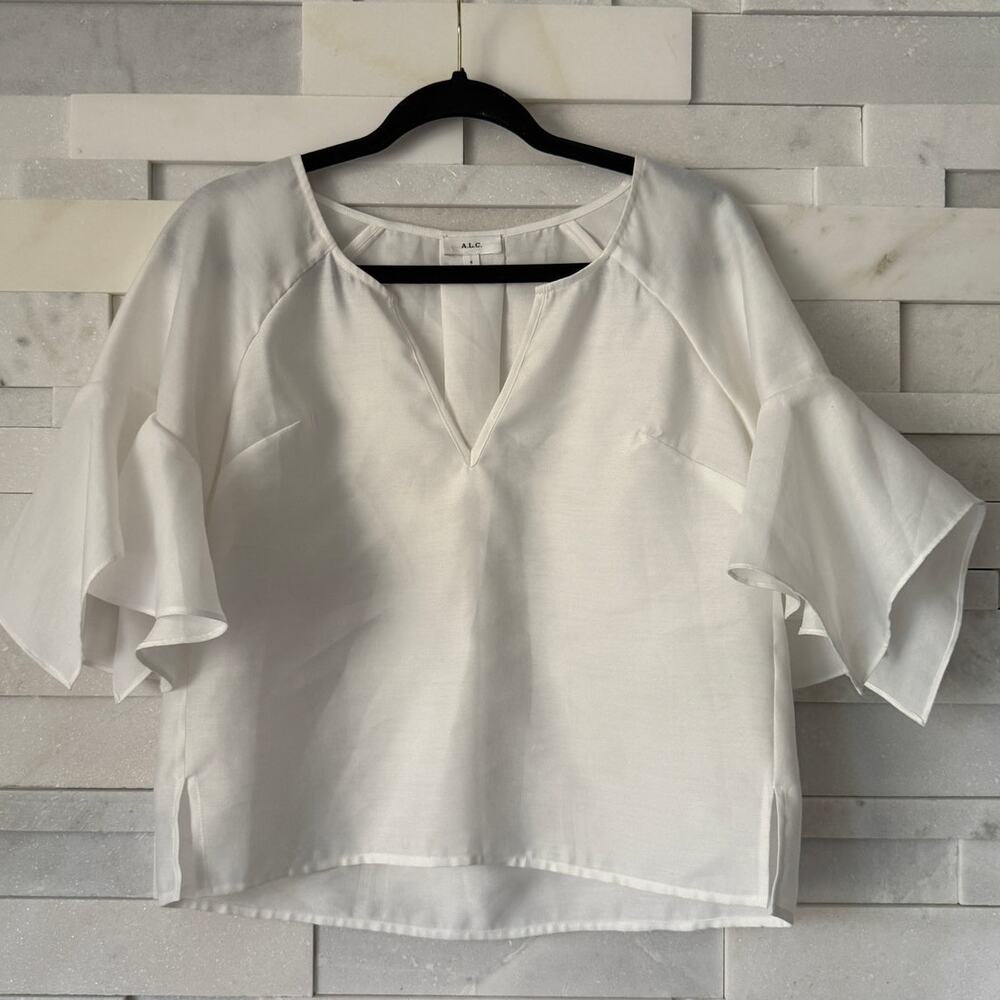 ALC Short 1/2 Slit Bell Sleeve V-neck Boxy Cut Popover Top White 6 Classic Clean